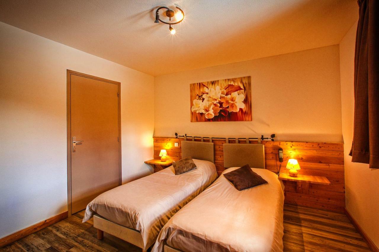 & La Ferme De L'izoard Hotel 3*